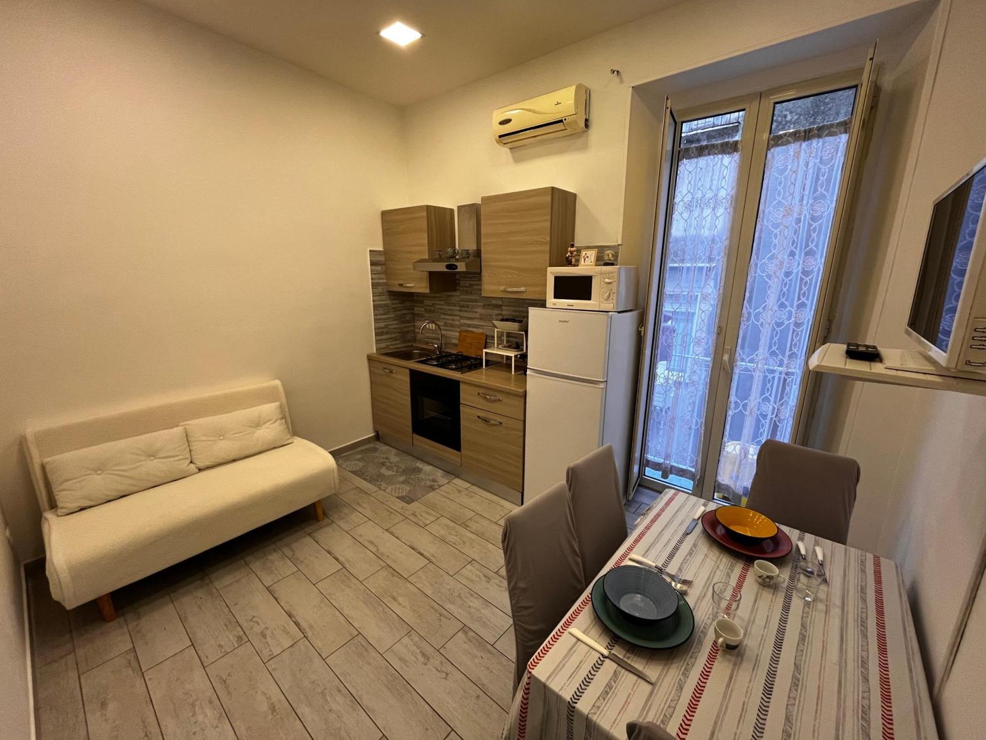 Napoli Verace - Centro Storico Spaccanapoli Apartment Luaran gambar