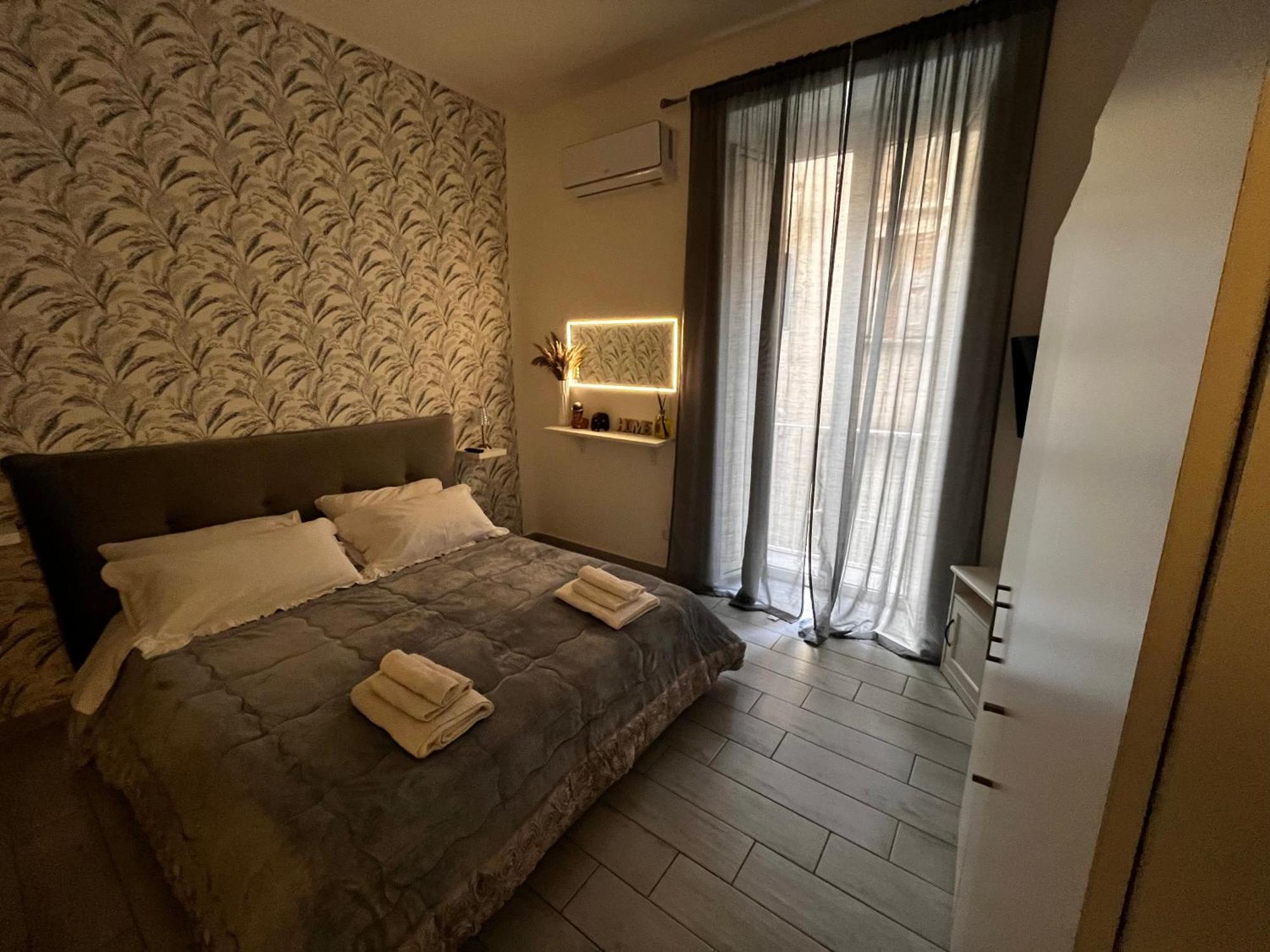 Napoli Verace - Centro Storico Spaccanapoli Apartment Luaran gambar